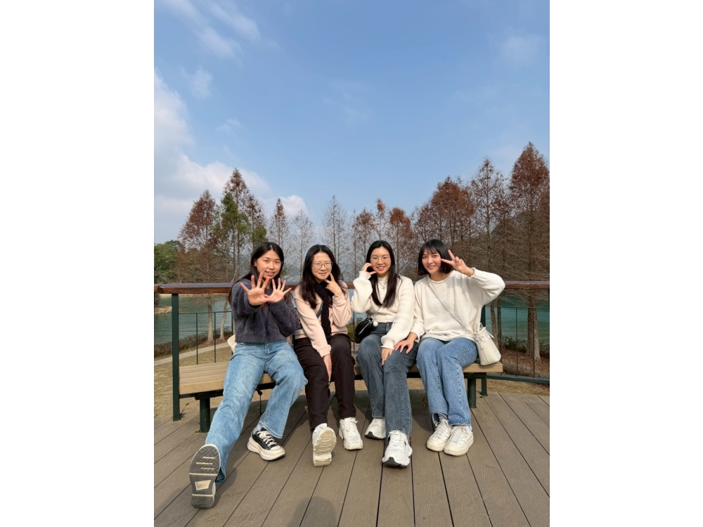 LINE_ALBUM_202629_260210_9