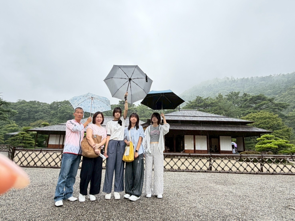 LINE_ALBUM_75栗林公園_260712_17